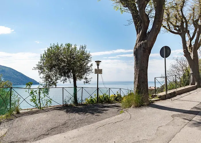 Pet-friendly Vista Mare Lägenhet *