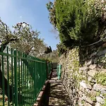 Pet-friendly Vista Mare * Recco