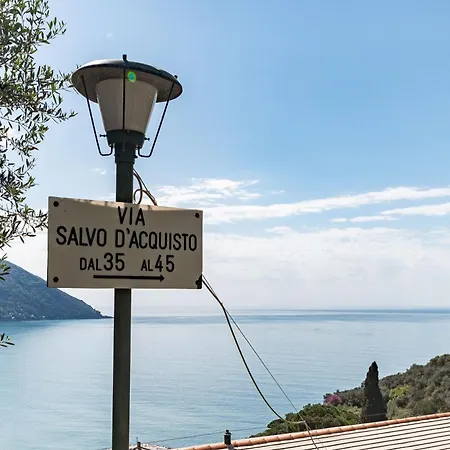Pet-friendly Vista Mare Recco